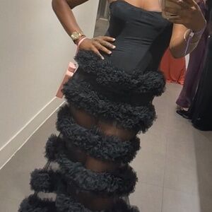 QUEEN OF EVERYTHING MAXI DRESS - L